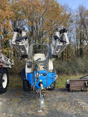 Evrard METEOR 4200 - Trailed sprayer: picture 3 Evrard METEOR 4200 - Trailed sprayer: picture 3