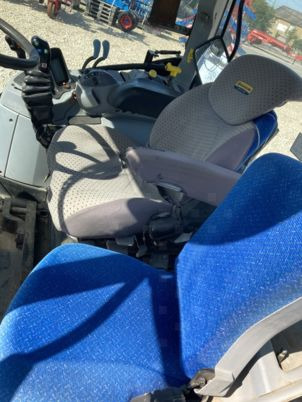 Farm tractor New Holland T6020 ELITE: picture 10