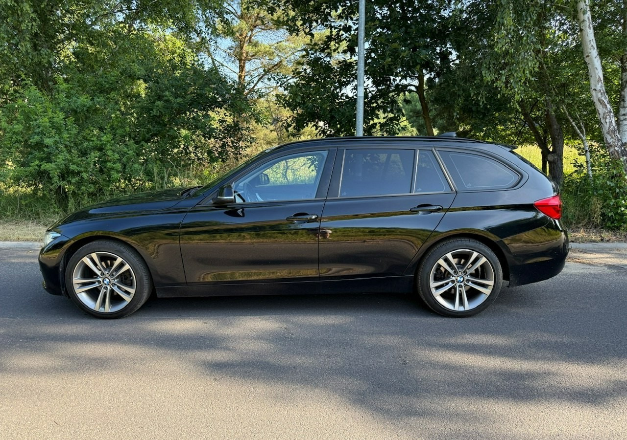 BMW SERIA 3 V (F30/F31/F34) BMW SERIA 3 318d 150KM Automat SportLine*AdaptiveLed*Navi*Półskóra*SerwisBMW* FV - Estate car: picture 2 BMW SERIA 3 V (F30/F31/F34) BMW SERIA 3 318d 150KM Automat SportLine*AdaptiveLed*Navi*Półskóra*SerwisBMW* FV - Estate car: picture 2