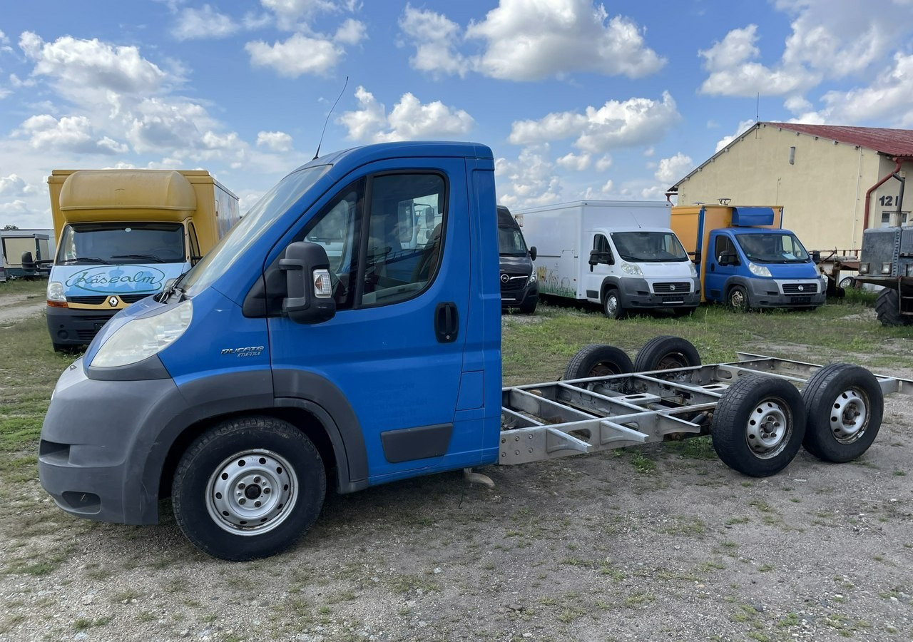 Fiat Ducato Ducato 3.0-160KM Rama pod zabudowę 2011,2010 - Commercial vehicle: picture 3 Fiat Ducato Ducato 3.0-160KM Rama pod zabudowę 2011,2010 - Commercial vehicle: picture 3