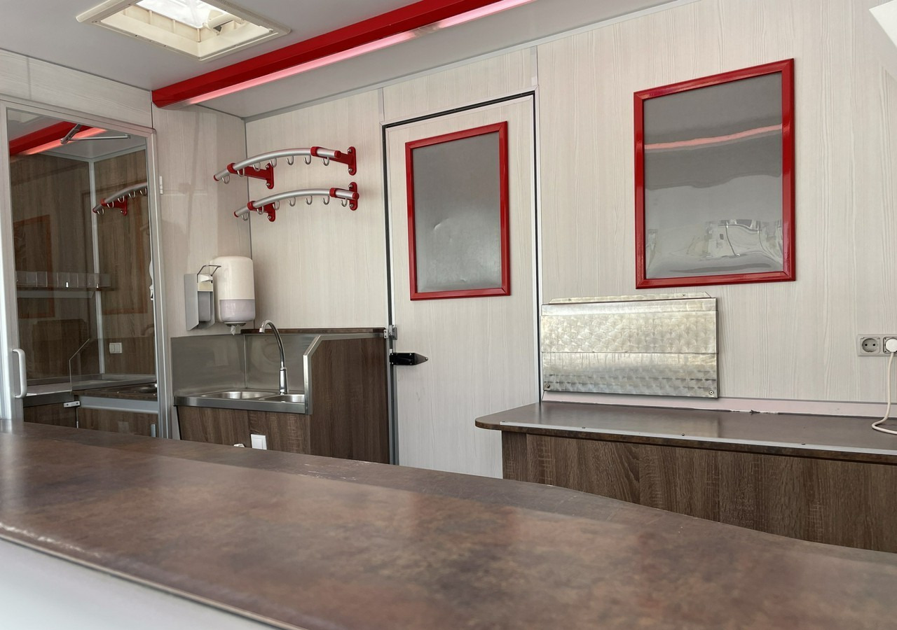 Fiat Ducato Autosklep Gastronomiczny Food Truck Foodtruck sklep W-zasil 2015 - Food truck: picture 3 Fiat Ducato Autosklep Gastronomiczny Food Truck Foodtruck sklep W-zasil 2015 - Food truck: picture 3