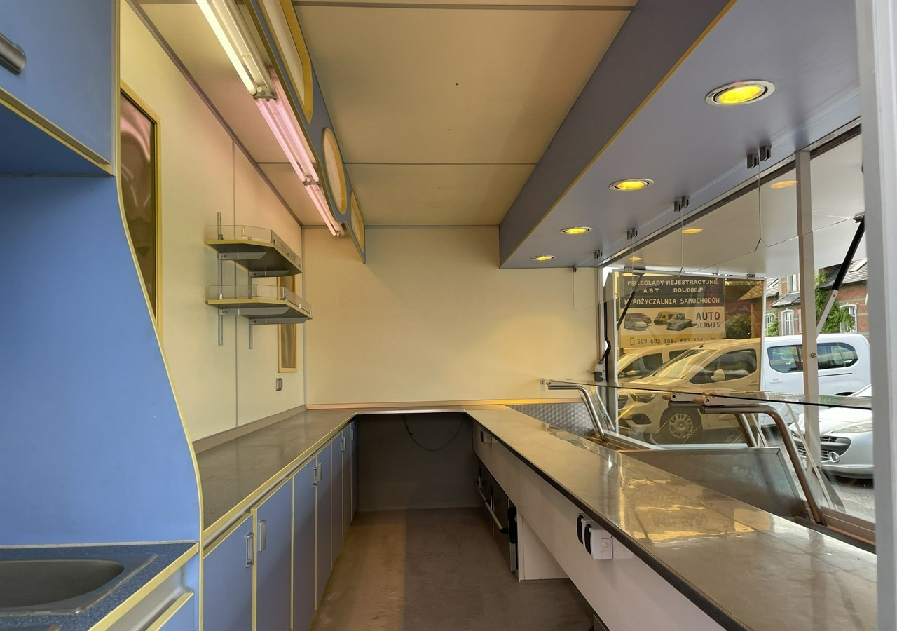 Fiat Ducato Autosklep Ryb Gastronomiczny food truck foodtruck sklep 112tkm BORCO - Food truck: picture 3 Fiat Ducato Autosklep Ryb Gastronomiczny food truck foodtruck sklep 112tkm BORCO - Food truck: picture 3