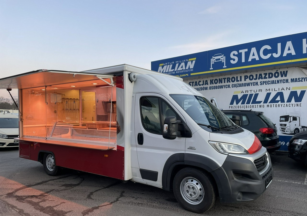 Fiat Ducato Autosklep Węd Gastronomiczny Food Truck Foodtruck sklep Klim BORCO20 - Food truck: picture 4 Fiat Ducato Autosklep Węd Gastronomiczny Food Truck Foodtruck sklep Klim BORCO20 - Food truck: picture 4