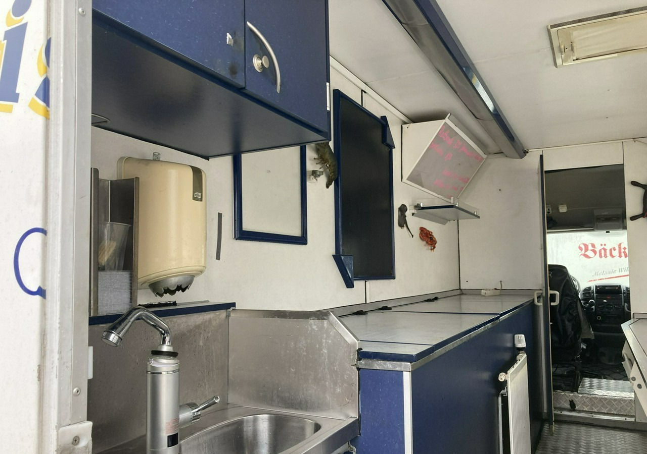 Fiat Ducato Autosklep mięso-ryba Gastronomiczny Food Truck Foodtruck sklep 2004 - Food truck, Commercial vehicle: picture 3 Fiat Ducato Autosklep mięso-ryba Gastronomiczny Food Truck Foodtruck sklep 2004 - Food truck, Commercial vehicle: picture 3