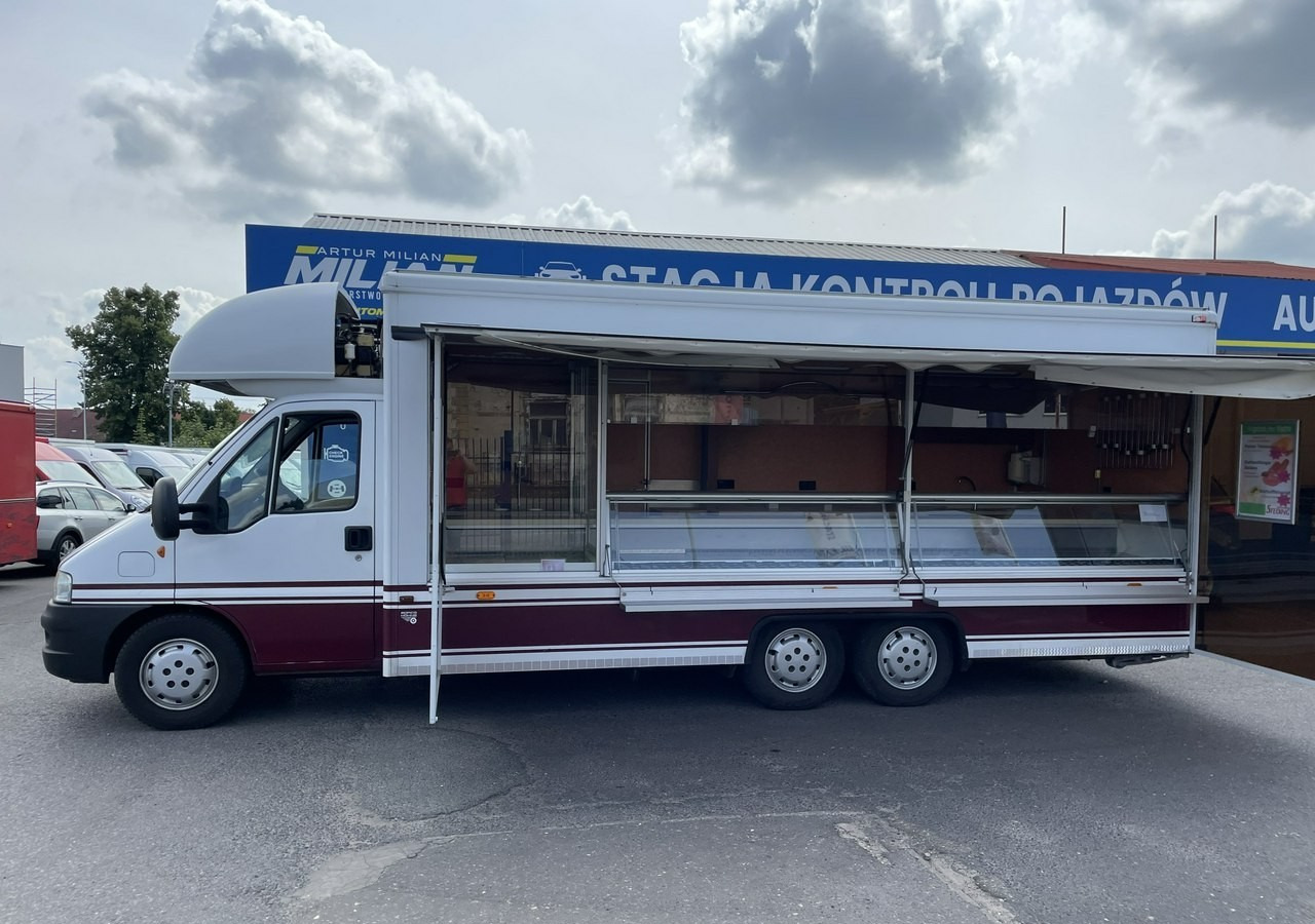 Fiat Ducato Autosklep wędlin Gastronomiczny Food Truck Foodtruck 55122km Borco20 - Food truck: picture 5 Fiat Ducato Autosklep wędlin Gastronomiczny Food Truck Foodtruck 55122km Borco20 - Food truck: picture 5