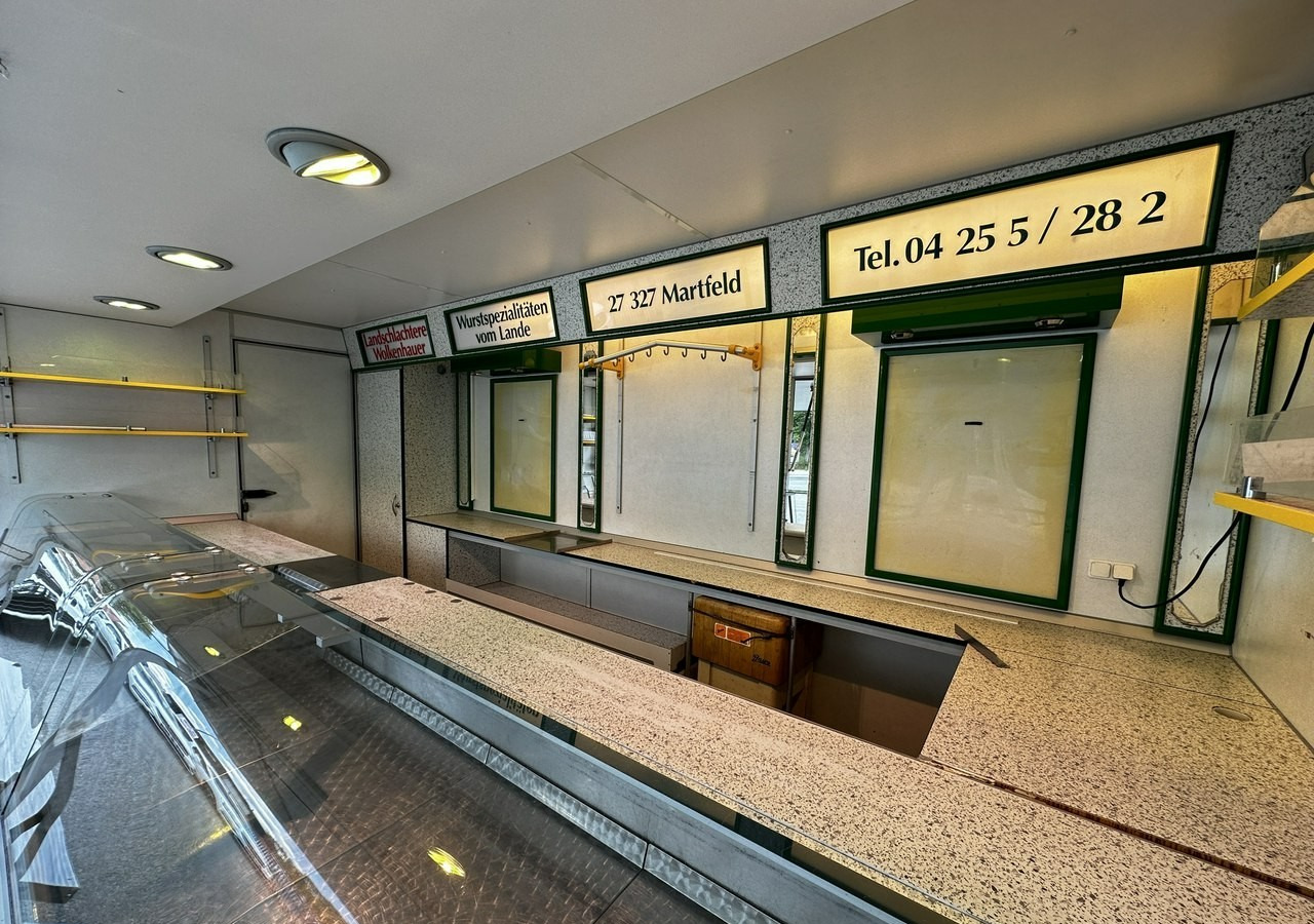 Fiat Ducato Autosklep wędlin sklep bar Gastronomiczny Food Truck Foodtruck Borco - Food truck: picture 5 Fiat Ducato Autosklep wędlin sklep bar Gastronomiczny Food Truck Foodtruck Borco - Food truck: picture 5