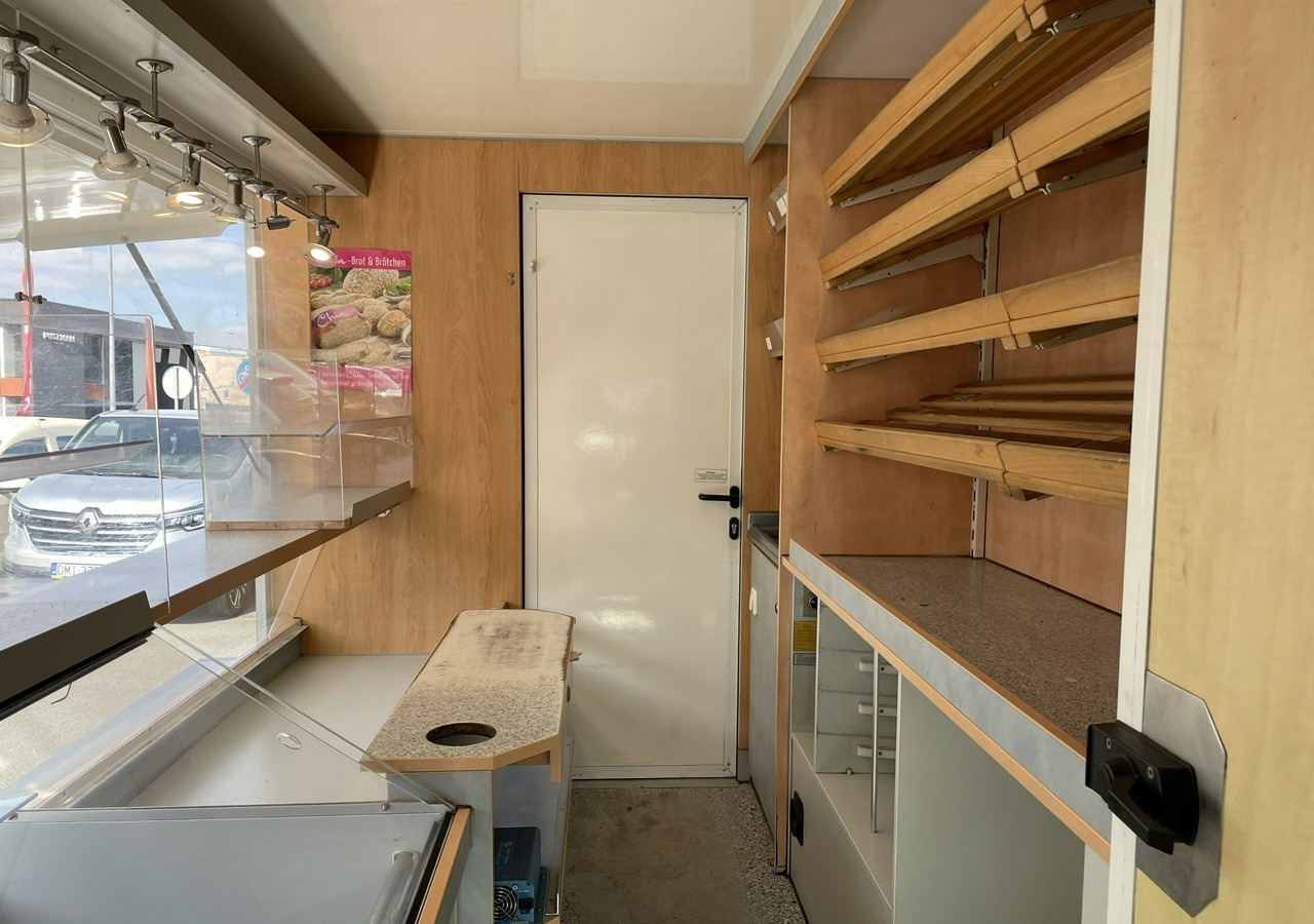 Fiat Ducato Ducato Autosklep pieczy Sklep Gastronomiczny Food Truck Foodtruck 20 - Food truck: picture 5 Fiat Ducato Ducato Autosklep pieczy Sklep Gastronomiczny Food Truck Foodtruck 20 - Food truck: picture 5