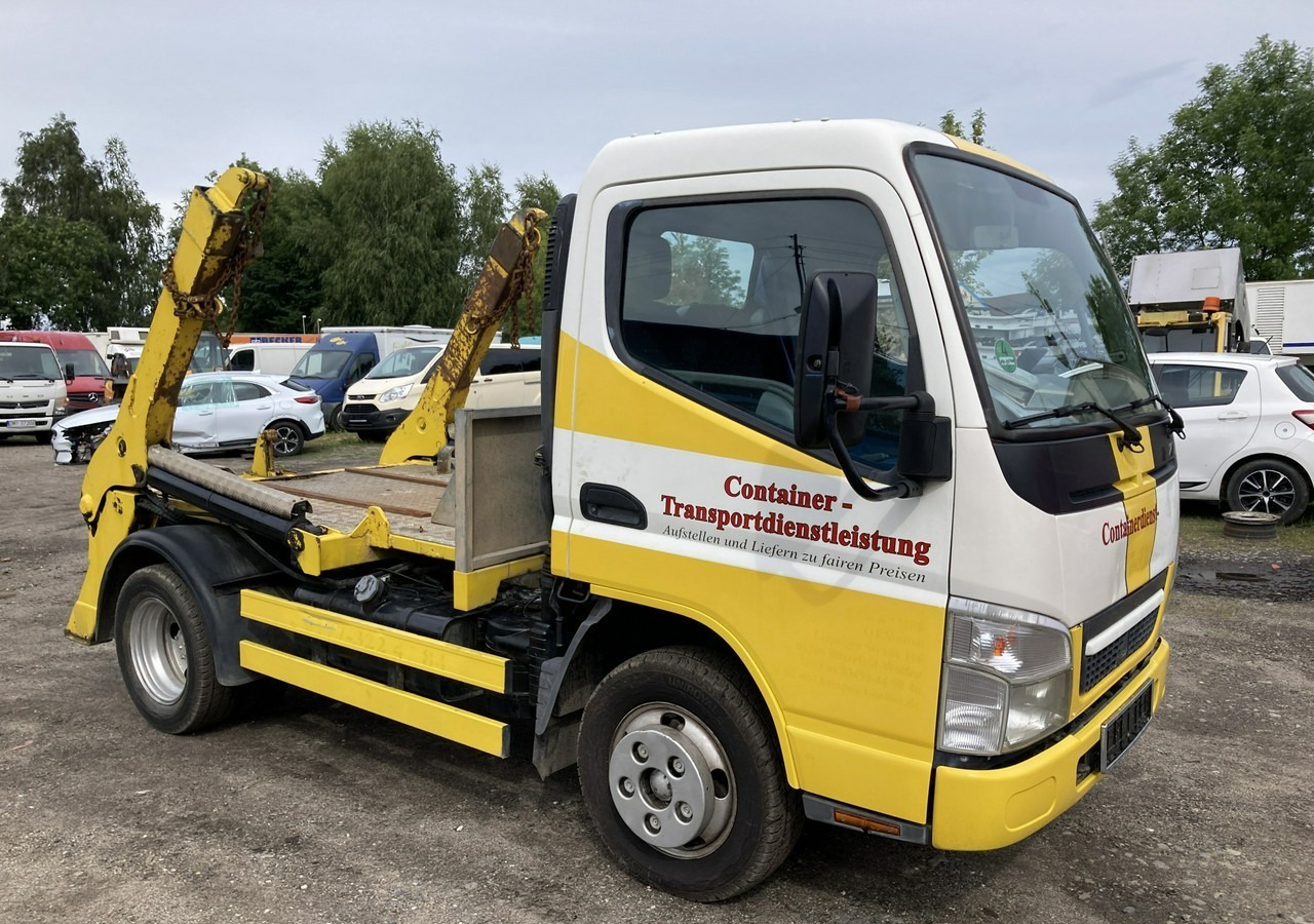 Inna Inny PFAU Canter Fuso Bramowiec do wywozu kontenerów Klina 2009 - Skip loader truck: picture 1 Inna Inny PFAU Canter Fuso Bramowiec do wywozu kontenerów Klina 2009 - Skip loader truck: picture 1