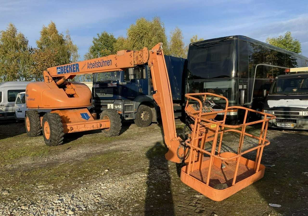 Inna Inny Podnośnik koszowy Haulotte H23 zwyżka 4x4 12082 mg 23 metrów - Telescopic boom: picture 4 Inna Inny Podnośnik koszowy Haulotte H23 zwyżka 4x4 12082 mg 23 metrów - Telescopic boom: picture 4