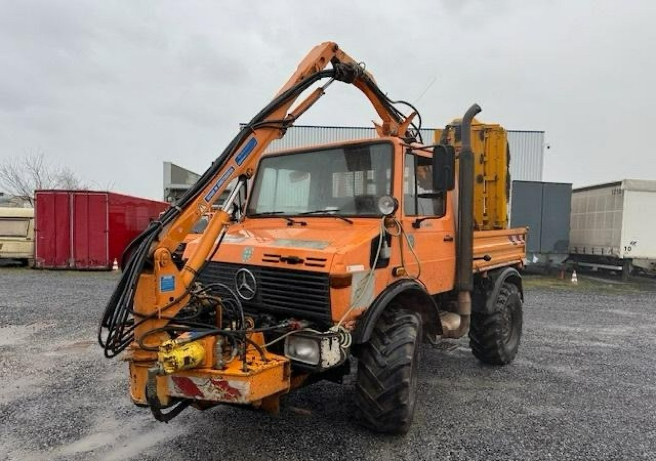 Dropside/ Flatbed truck, Municipal/ Special vehicle Inna Inny Unimog 4X4 Kosiarka bijakowa teleskopowa posypywarka pług odśnieżark: picture 10 Dropside/ Flatbed truck, Municipal/ Special vehicle Inna Inny Unimog 4X4 Kosiarka bijakowa teleskopowa posypywarka pług odśnieżark: picture 10