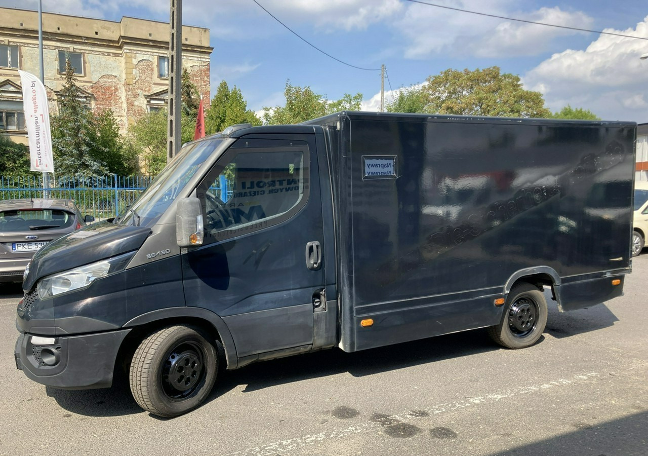 Iveco Daily Iveco 35-130 Bankowóz Kuloodporny Opancerzony Pancerny 2015 - Closed box van: picture 4 Iveco Daily Iveco 35-130 Bankowóz Kuloodporny Opancerzony Pancerny 2015 - Closed box van: picture 4