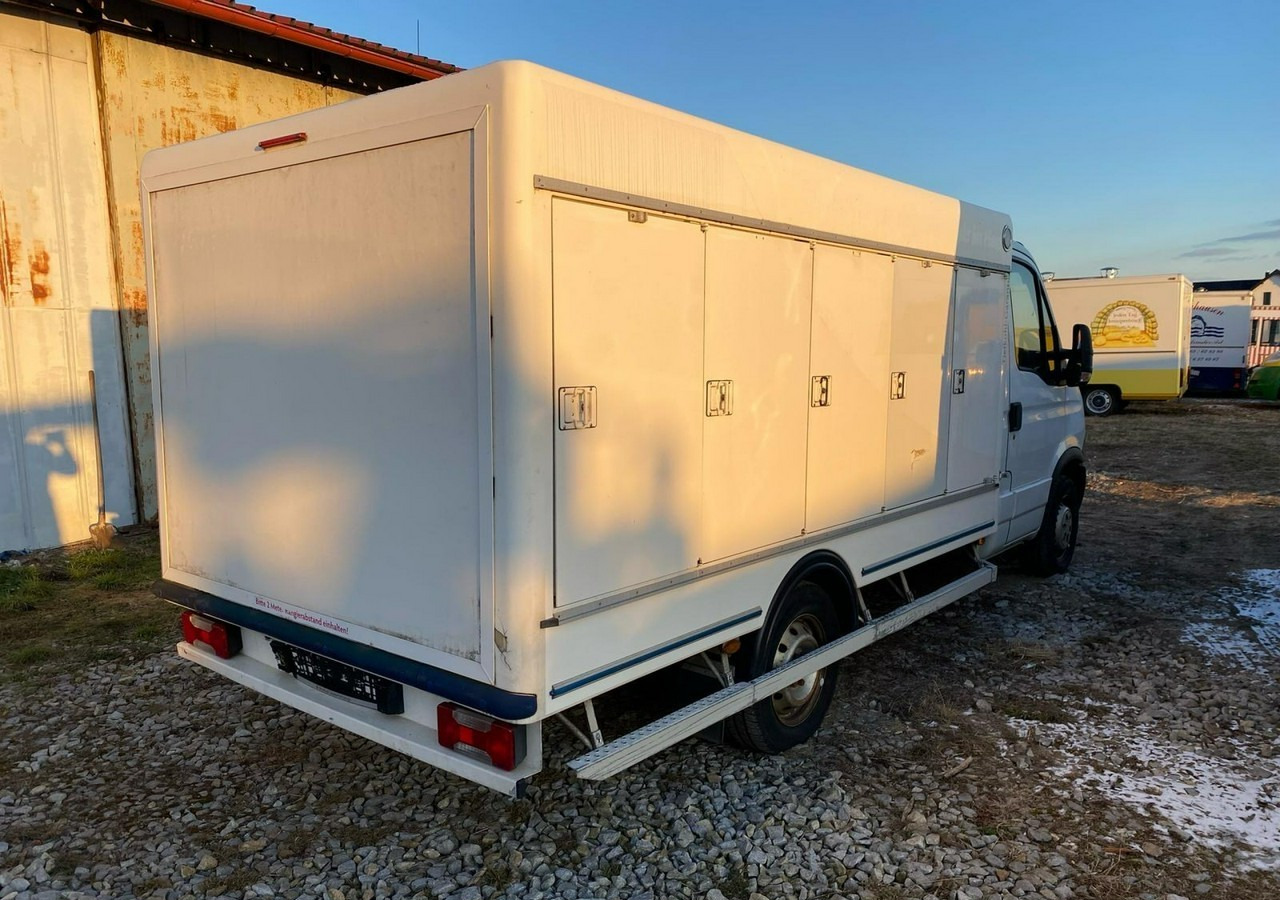 Iveco Inny Iveco Iveco Daily 35-13 chłodnia 10 komorowa Mrożnia do -40C Model 2014 - Refrigerated delivery van: picture 4 Iveco Inny Iveco Iveco Daily 35-13 chłodnia 10 komorowa Mrożnia do -40C Model 2014 - Refrigerated delivery van: picture 4