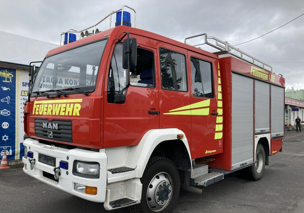MAN Inny MAN MAN 15,250 Straż pożarna gaśnicza 9-osobowa 4X4 Wóz strażacki 2003 - Fire engine: picture 1 MAN Inny MAN MAN 15,250 Straż pożarna gaśnicza 9-osobowa 4X4 Wóz strażacki 2003 - Fire engine: picture 1