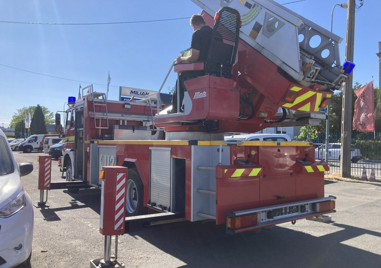 Fire engine MAN L 2000 MAN 15,280 Straż pożarna drabina Strażacka zwyżka 32m Metz Model 20: picture 17 Fire engine MAN L 2000 MAN 15,280 Straż pożarna drabina Strażacka zwyżka 32m Metz Model 20: picture 17