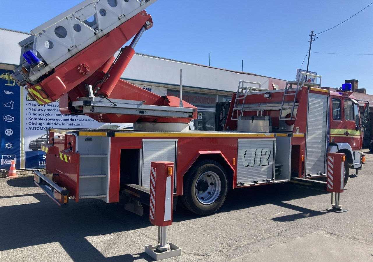 Fire engine MAN L 2000 MAN 15,280 Straż pożarna drabina Strażacka zwyżka 32m Metz Model 20: picture 15 Fire engine MAN L 2000 MAN 15,280 Straż pożarna drabina Strażacka zwyżka 32m Metz Model 20: picture 15