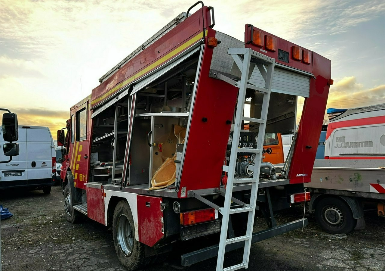 Mercedes-Benz Atego 918 Straż Pożarna 4X4 Wóz strażacki 2006 Atego 918 Straż Pożarna 4X4 Wóz strażacki 2006 - Fire engine: picture 5 Mercedes-Benz Atego 918 Straż Pożarna 4X4 Wóz strażacki 2006 Atego 918 Straż Pożarna 4X4 Wóz strażacki 2006 - Fire engine: picture 5