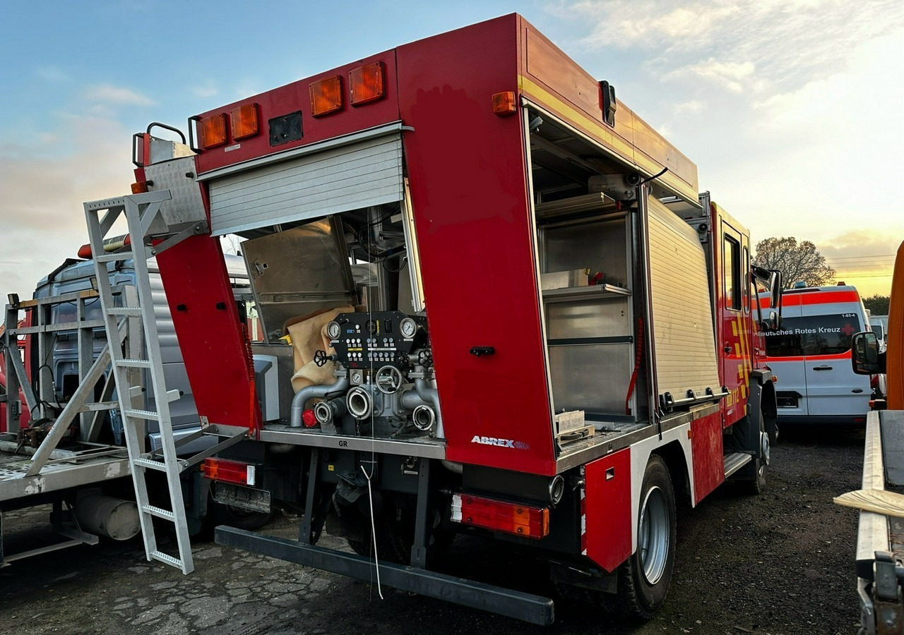 Mercedes-Benz Inny Mercedes-Benz Atego 918 Straż Pożarna 4X4 2006 - Fire engine: picture 3 Mercedes-Benz Inny Mercedes-Benz Atego 918 Straż Pożarna 4X4 2006 - Fire engine: picture 3