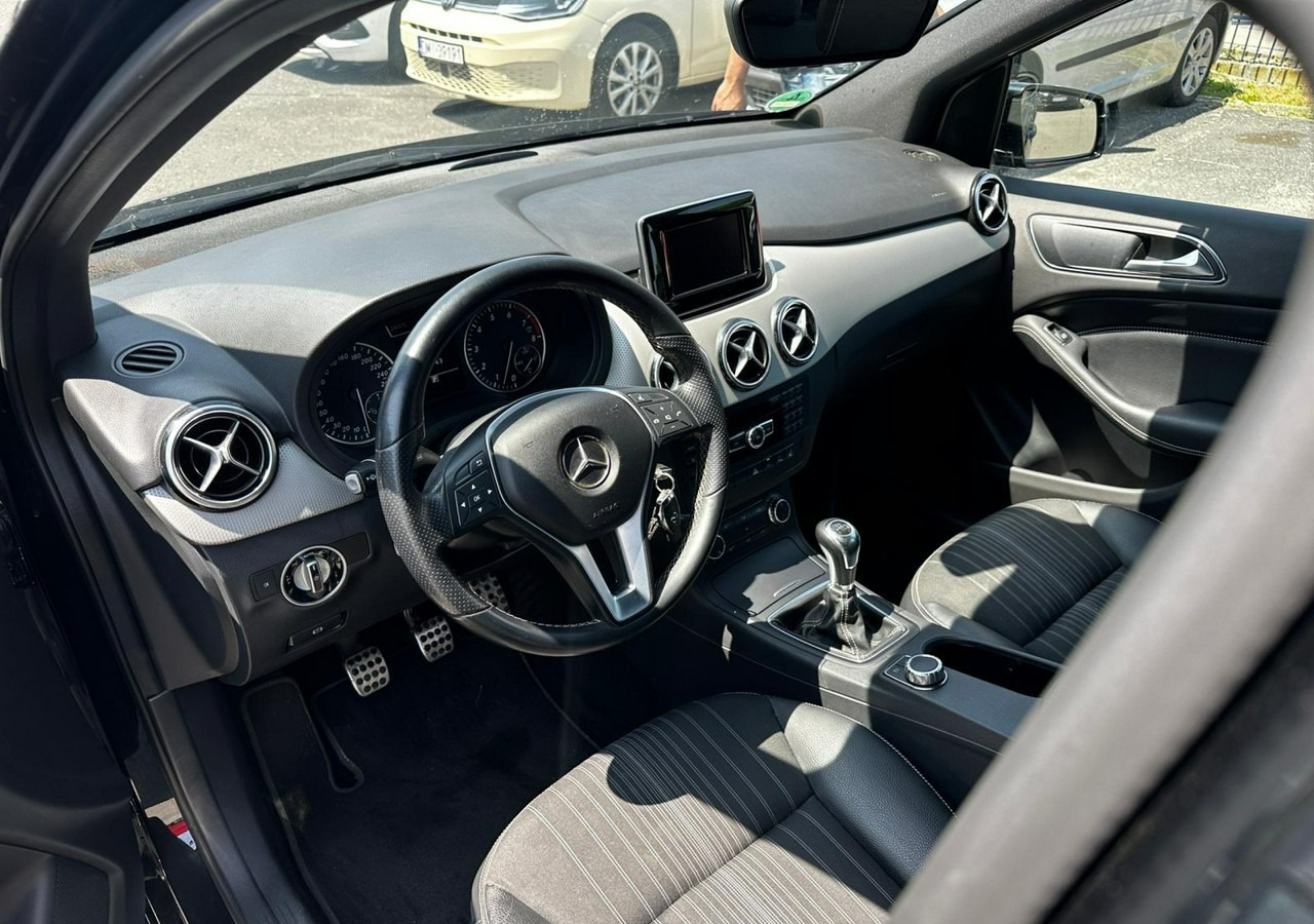 Mercedes-Benz Klasa B W246 Mercedes B-Klasa 1.6-122KM Bogate wyposażenie 127tkm 2013r - Car: picture 5 Mercedes-Benz Klasa B W246 Mercedes B-Klasa 1.6-122KM Bogate wyposażenie 127tkm 2013r - Car: picture 5