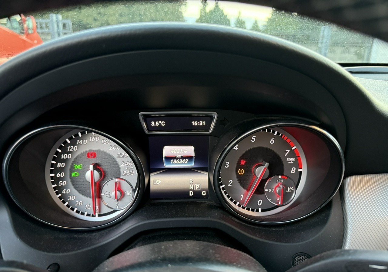 Car Mercedes-Benz Klasa CLA C117/X117 Mercedes-Benz Klasa CLA Mercedes CLA 250 4MATIC 2.0-210KM Bogate wyposażenie 2016: picture 11