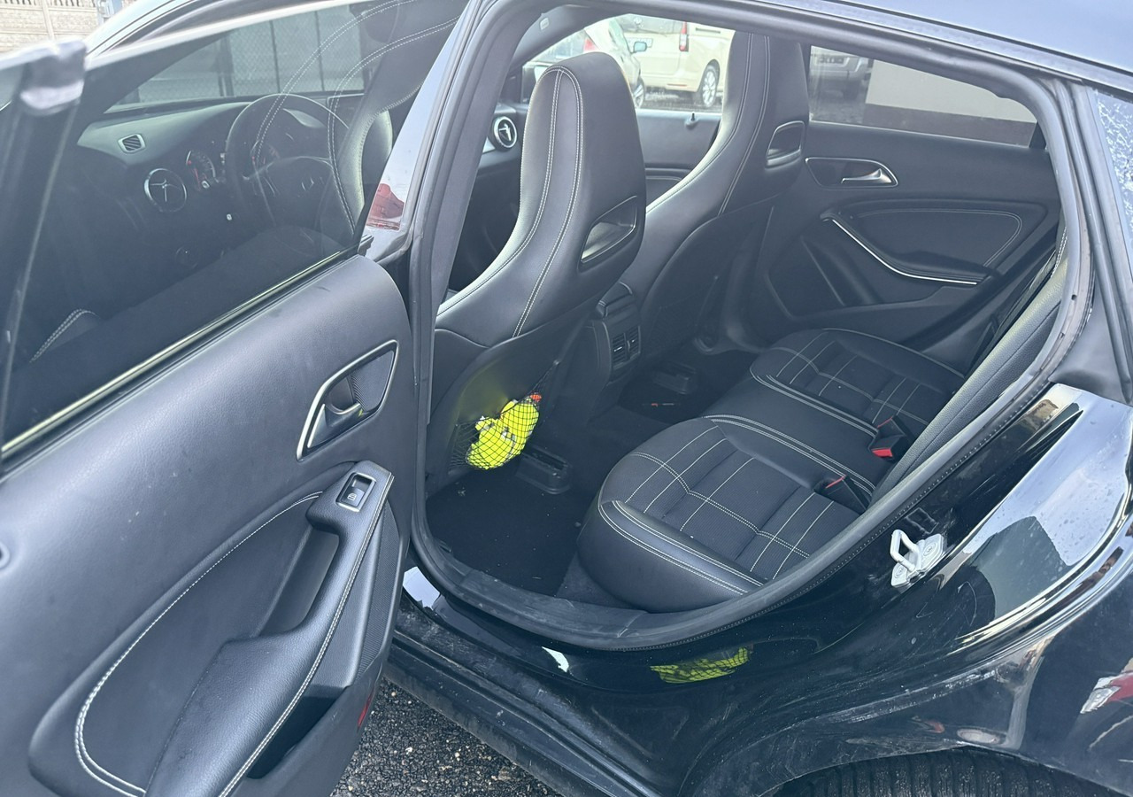 Car Mercedes-Benz Klasa CLA C117/X117 Mercedes-Benz Klasa CLA Mercedes CLA 250 4MATIC 2.0-210KM Bogate wyposażenie 2016: picture 14