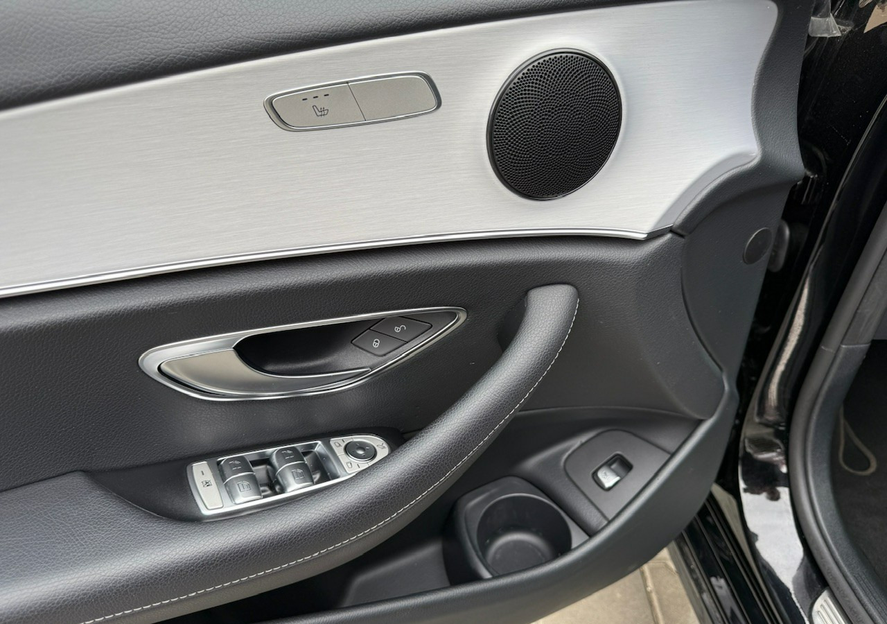 Car Mercedes-Benz Klasa E E300de EQ-Power Hybrid 50km na prądzie 2.0d 306KM Avantgarde Panoram: picture 11