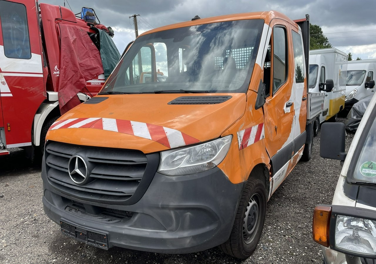Mercedes-Benz Sprinter Sprinter 314 Dokka Brygadówka 7-oso doka Klim skrzynia rama Model 20 - Open body delivery van, Crew cab van: picture 1 Mercedes-Benz Sprinter Sprinter 314 Dokka Brygadówka 7-oso doka Klim skrzynia rama Model 20 - Open body delivery van, Crew cab van: picture 1