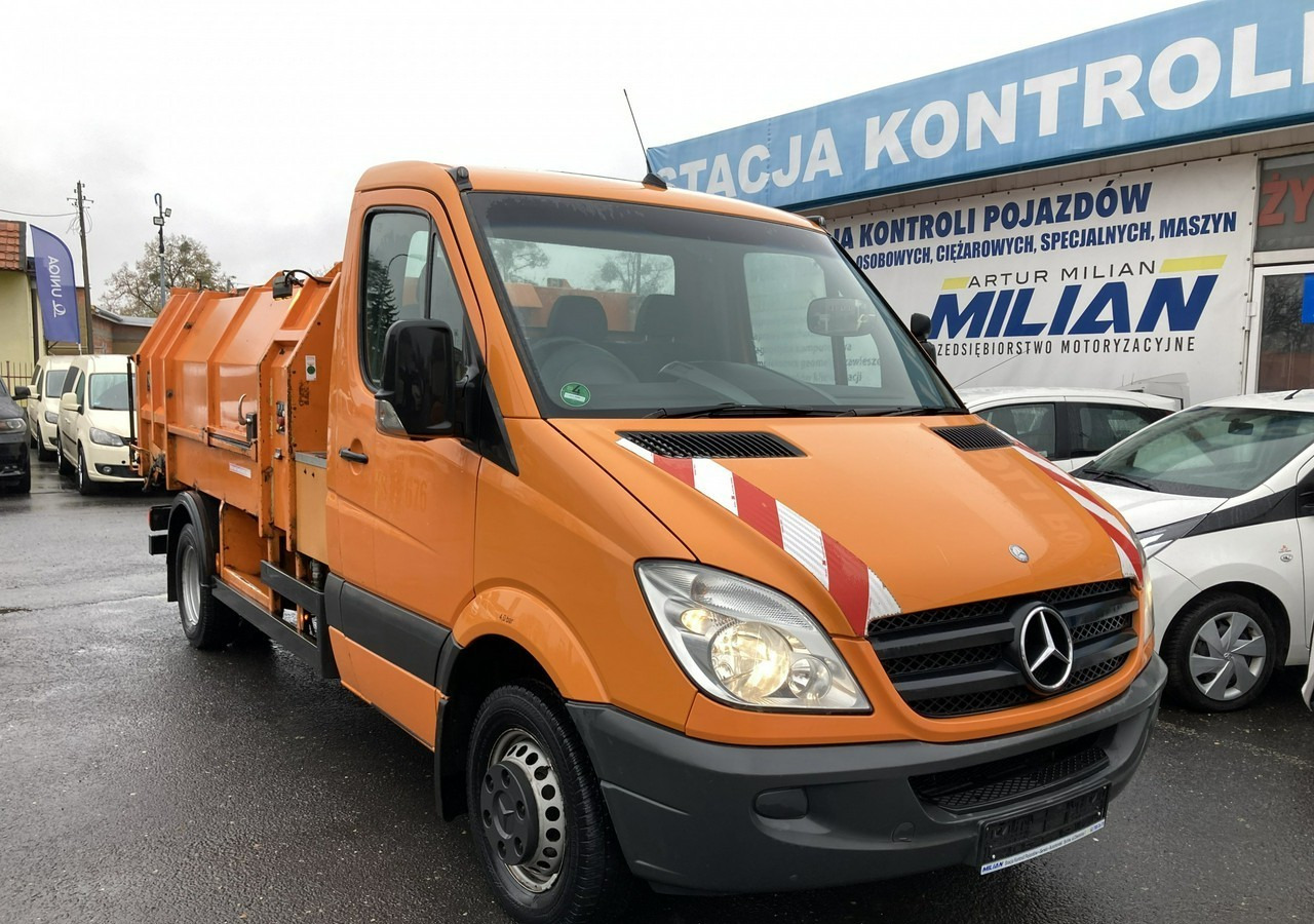 Mercedes-Benz Sprinter Sprinter 513 Śmieciarka Prasa 2010 - Refuse truck: picture 2 Mercedes-Benz Sprinter Sprinter 513 Śmieciarka Prasa 2010 - Refuse truck: picture 2