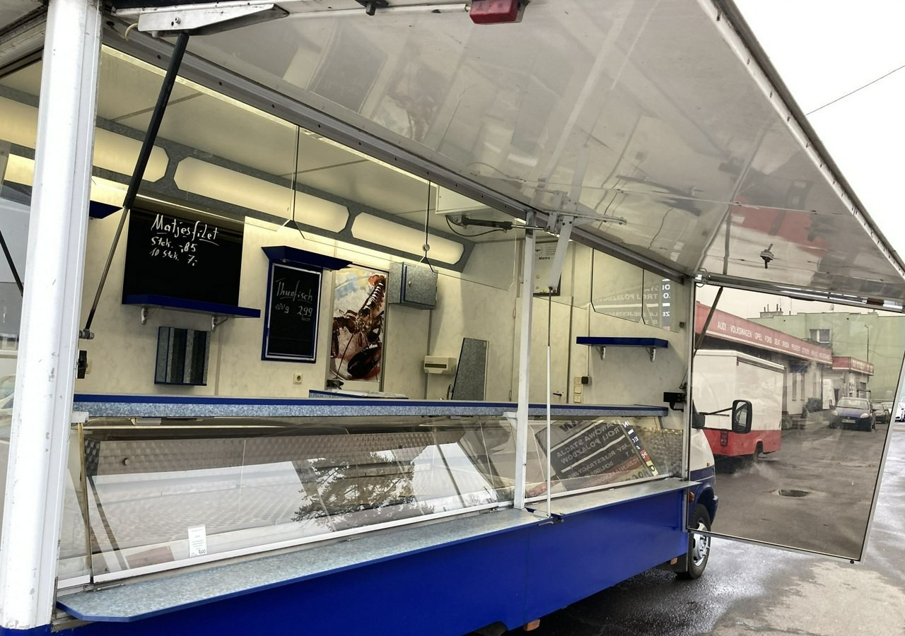 Mercedes-Benz Sprinter Sprinter Autosklep Gastronomiczny wędli Ryb Food Truck Foodtruck skl - Food truck: picture 2 Mercedes-Benz Sprinter Sprinter Autosklep Gastronomiczny wędli Ryb Food Truck Foodtruck skl - Food truck: picture 2