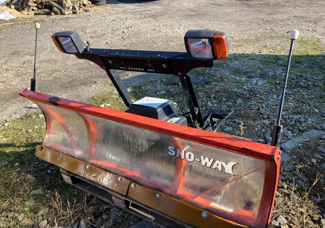 Multicar Inny Multicar Pług Posypywarka - Blade: picture 1 Multicar Inny Multicar Pług Posypywarka - Blade: picture 1