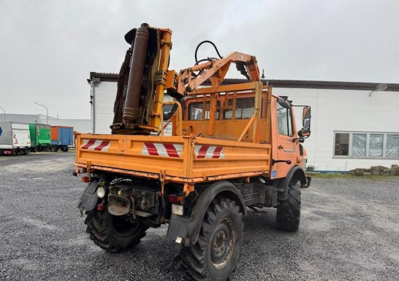 Inna Inny Unimog 1400 4X4 Kosiarka bijakowa teleskopowa - Municipal/ Special vehicle: picture 2 Inna Inny Unimog 1400 4X4 Kosiarka bijakowa teleskopowa - Municipal/ Special vehicle: picture 2