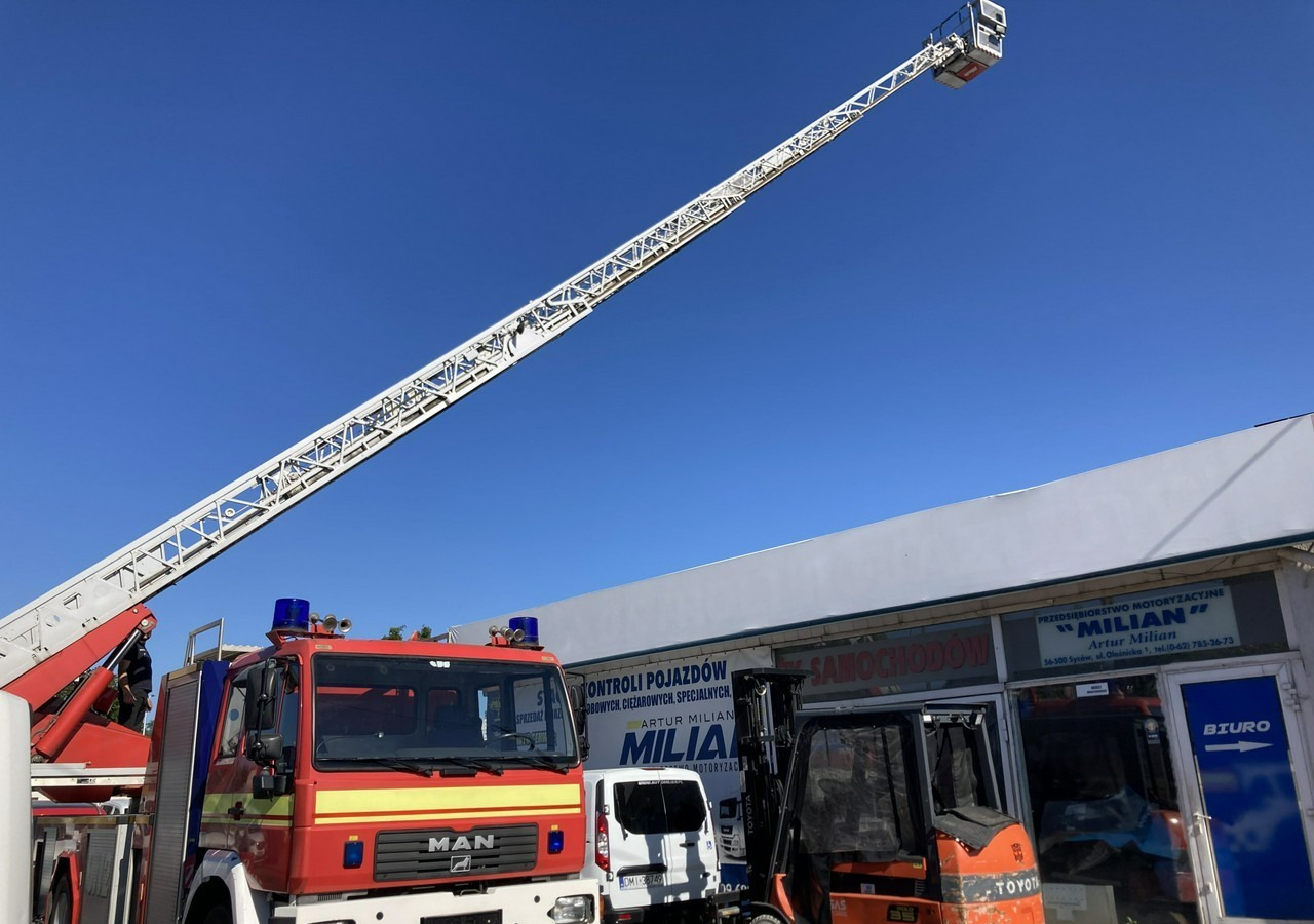 Oferta - Fire engine: picture 5 Oferta - Fire engine: picture 5