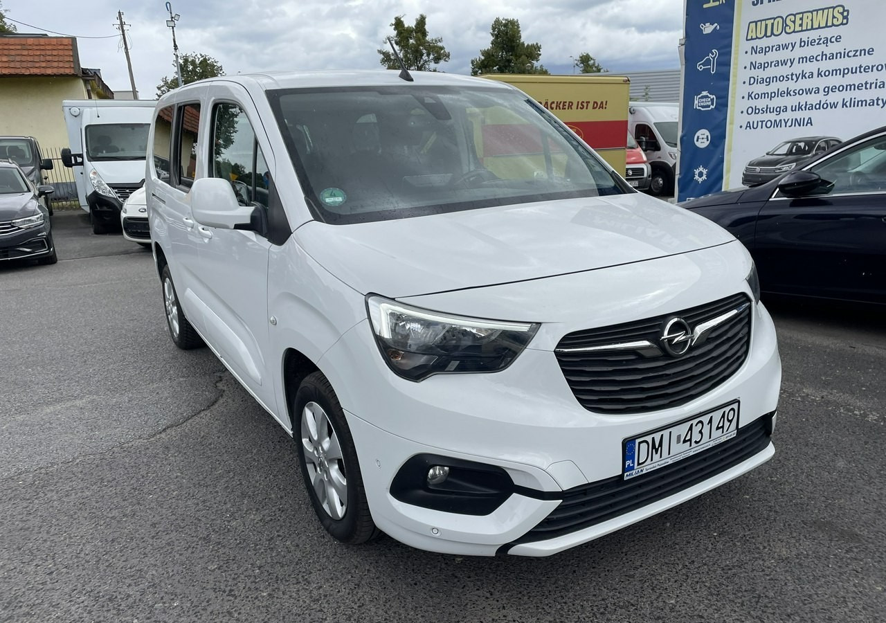 Opel Combo IV Combo Life Opel ComboLife Niepełnosprawnych inwalida rampa Bogate wy - Estate car: picture 4 Opel Combo IV Combo Life Opel ComboLife Niepełnosprawnych inwalida rampa Bogate wy - Estate car: picture 4