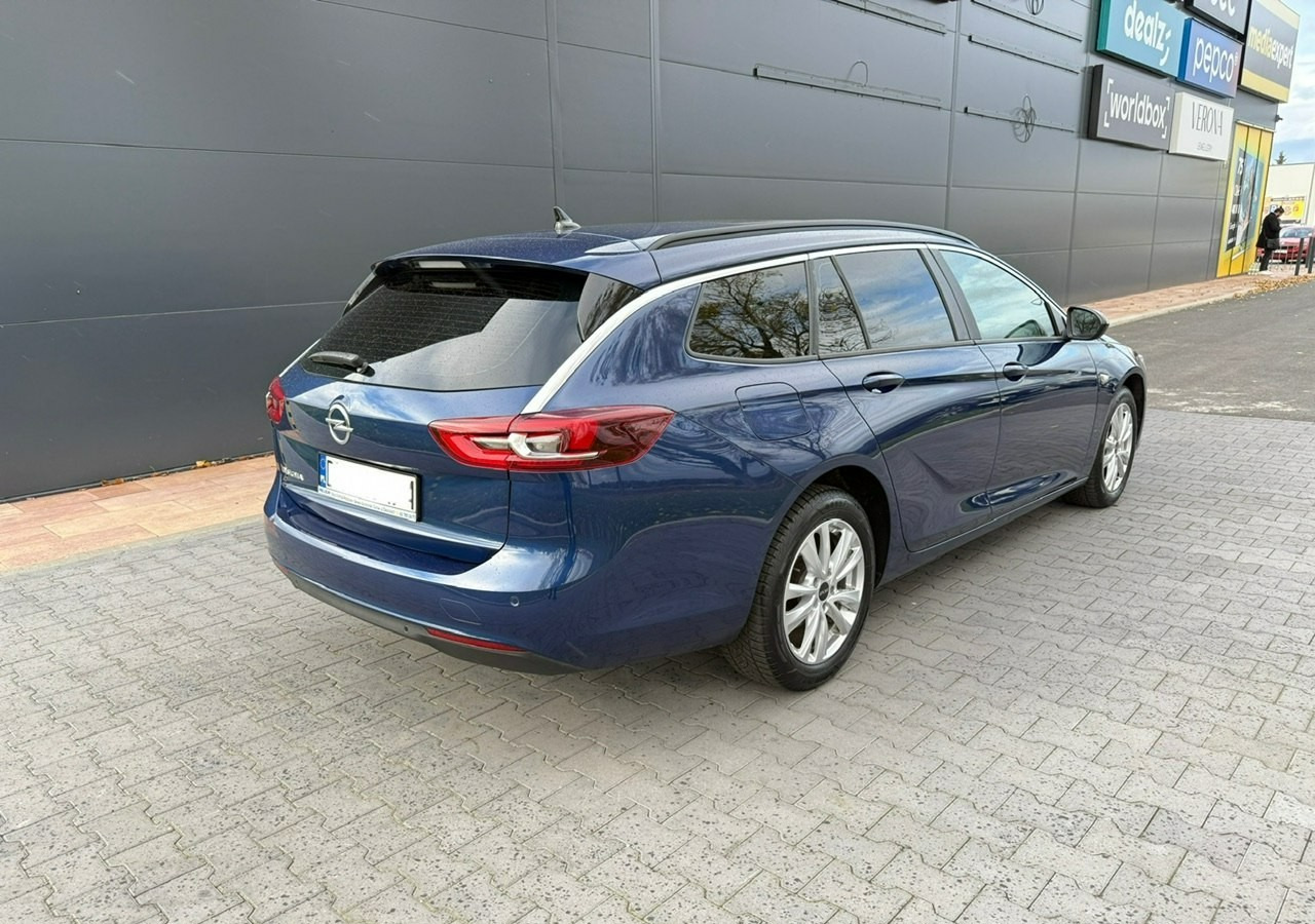 Opel Insignia II Country Tourer Sports Tourer 1.5CDTi 122KM Automat Navi Panorama Klima Model 2022 - Estate car: picture 4 Opel Insignia II Country Tourer Sports Tourer 1.5CDTi 122KM Automat Navi Panorama Klima Model 2022 - Estate car: picture 4