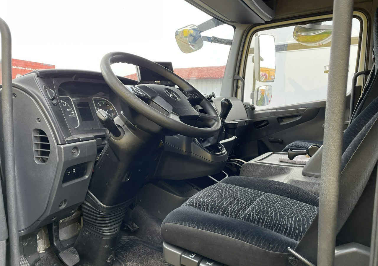 Mercedes-Benz Atego Atego 818 Pomoc Drogowa Euro 6 Autolaweta 2015 - Other machinery: picture 3 Mercedes-Benz Atego Atego 818 Pomoc Drogowa Euro 6 Autolaweta 2015 - Other machinery: picture 3