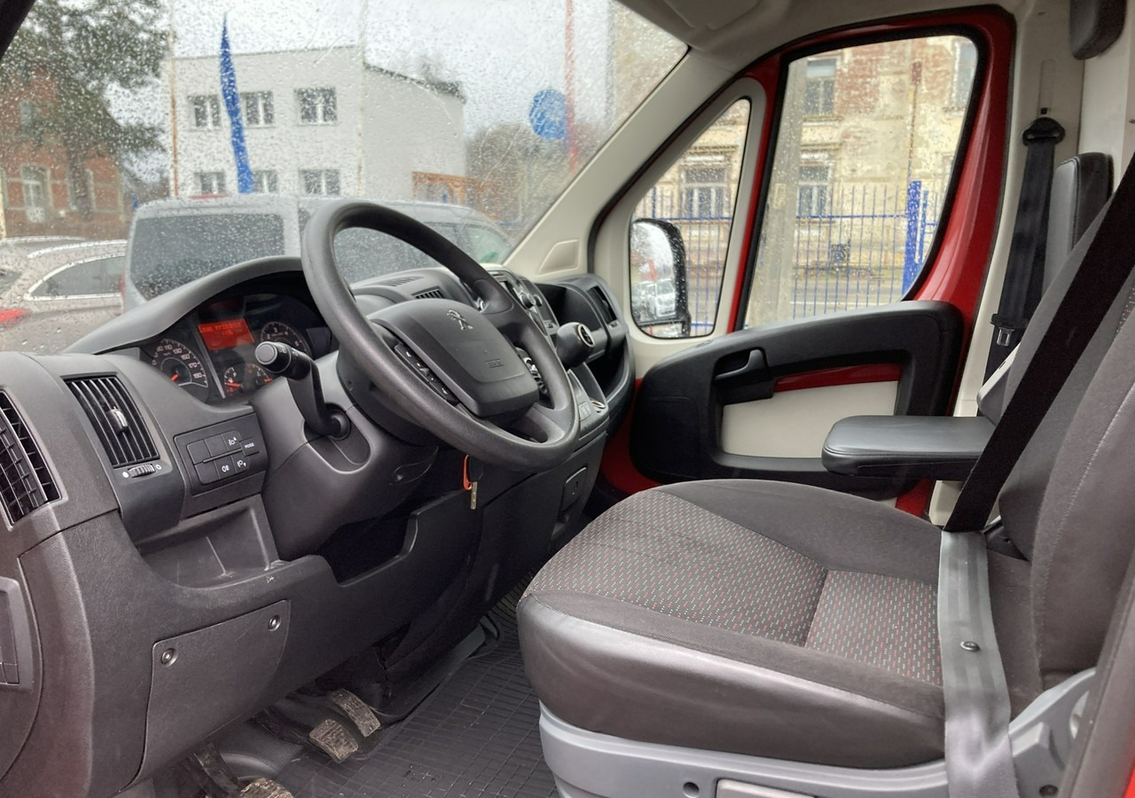 Peugeot Boxer Autosklep pieczywa Gastronomiczny Food Truck Foodtruck sklep 2018 - Food truck: picture 4 Peugeot Boxer Autosklep pieczywa Gastronomiczny Food Truck Foodtruck sklep 2018 - Food truck: picture 4