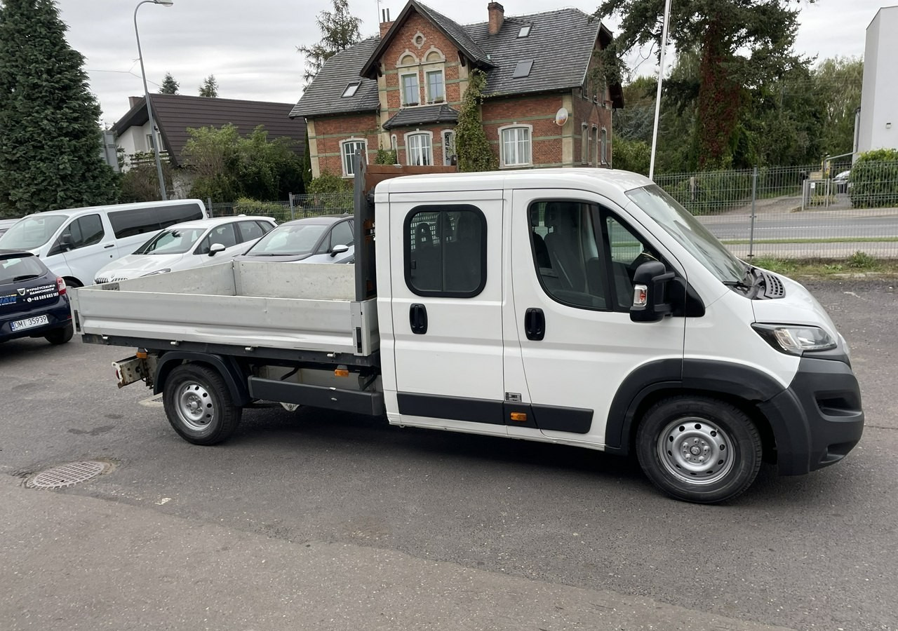 Peugeot Boxer Peugeot Boxer 2.0-130KM klima dokka Brygadówka doka 122tkm 2018 - Open body delivery van, Crew cab van: picture 2 Peugeot Boxer Peugeot Boxer 2.0-130KM klima dokka Brygadówka doka 122tkm 2018 - Open body delivery van, Crew cab van: picture 2
