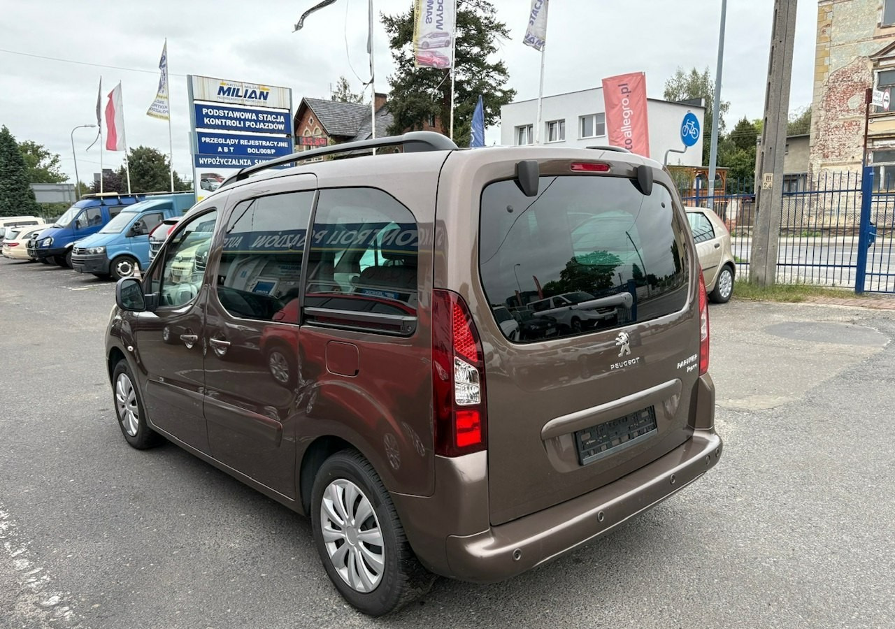 Peugeot Partner II Peugeot Partner Tepee 100 Family Model 2013 - Estate car: picture 5 Peugeot Partner II Peugeot Partner Tepee 100 Family Model 2013 - Estate car: picture 5