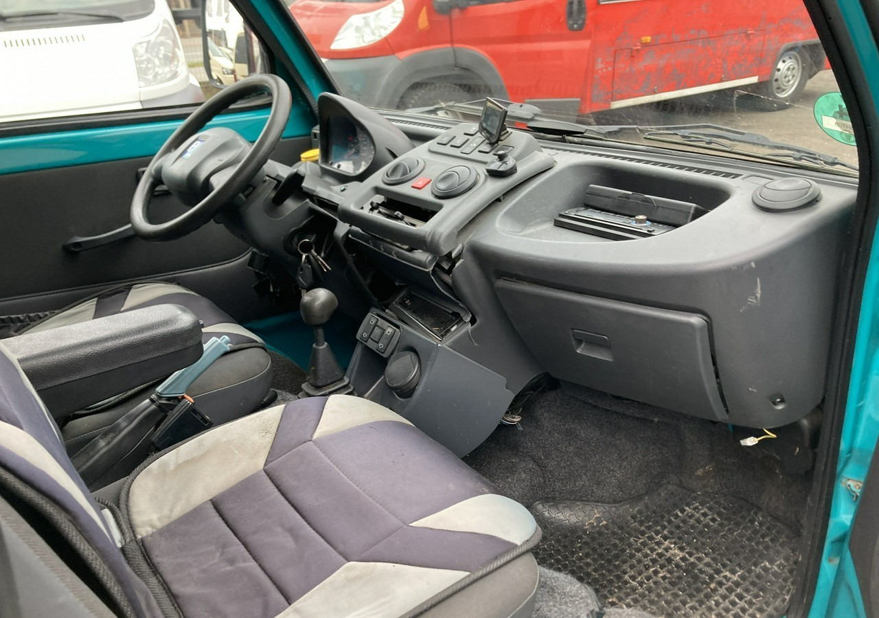 Leasing of  Piaggio Piaggio porter Maxi Wywrotka bliżniacze koła 2017 Piaggio Piaggio porter Maxi Wywrotka bliżniacze koła 2017: picture 8