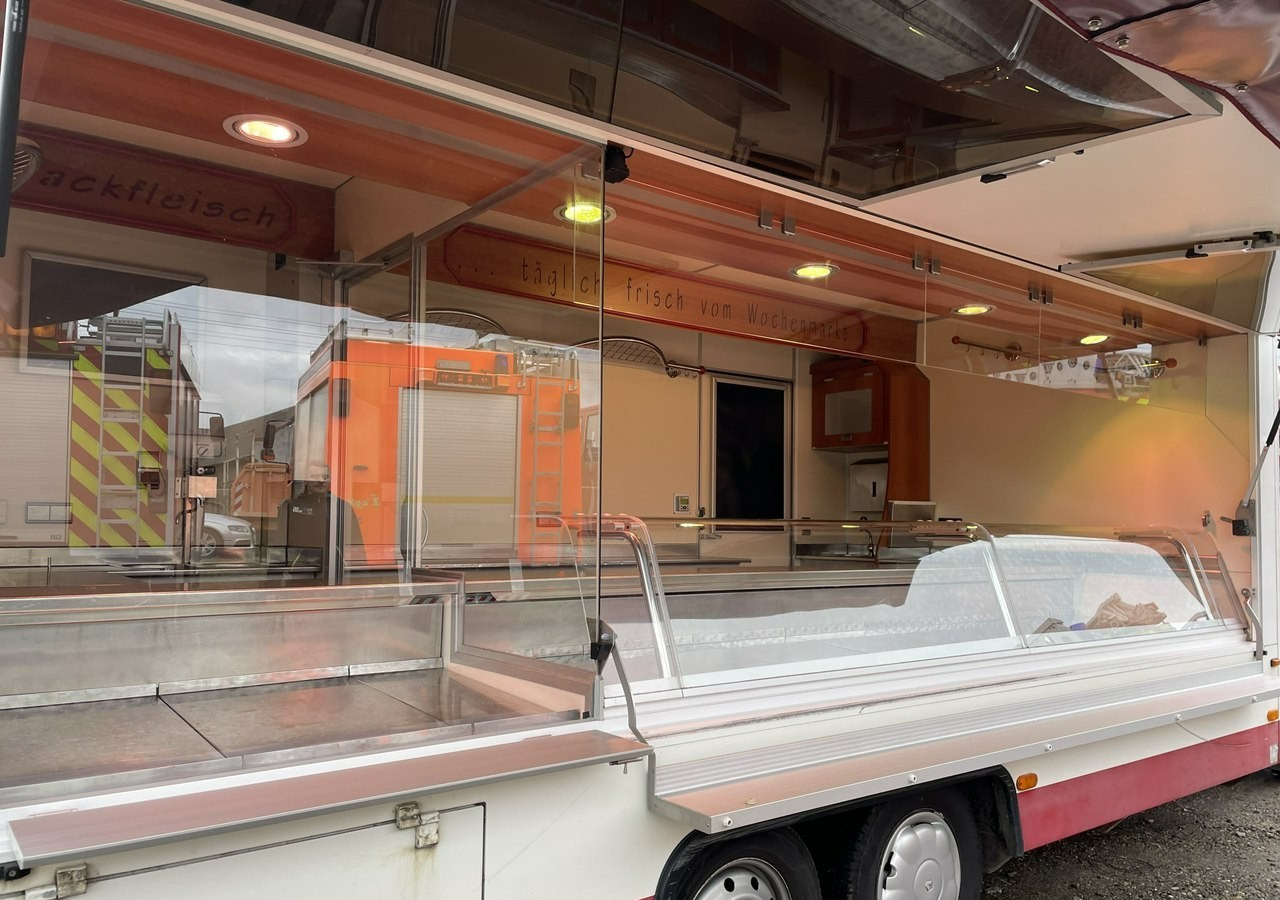 Renault Master Autosklep wędl Gastronomiczny Food Truck Foodtruck Sklep Klima Borc - Food truck: picture 2 Renault Master Autosklep wędl Gastronomiczny Food Truck Foodtruck Sklep Klima Borc - Food truck: picture 2