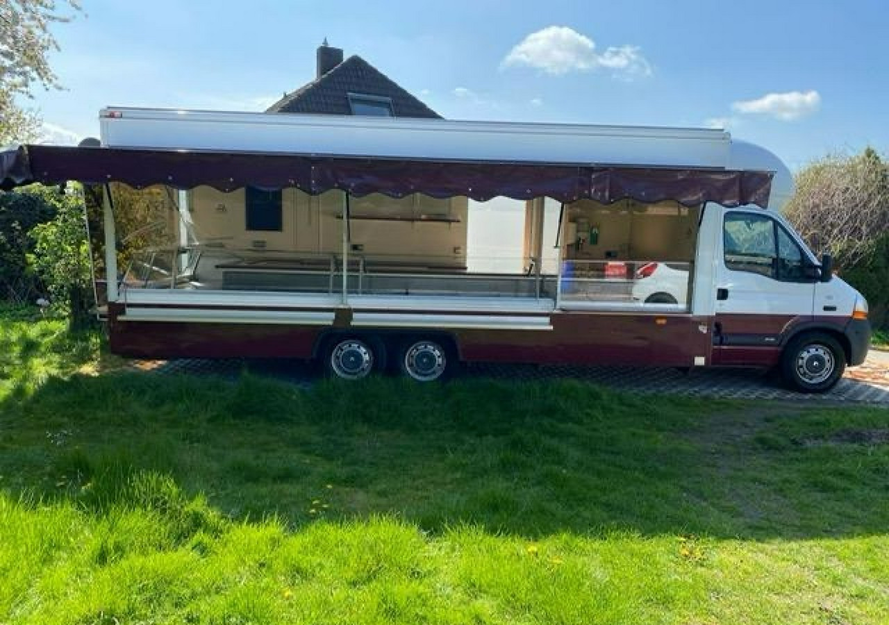 Renault Master Autosklep wędlin Gastronomiczny Food Truck Foodtruck sklep Klima Bor - Food truck: picture 1 Renault Master Autosklep wędlin Gastronomiczny Food Truck Foodtruck sklep Klima Bor - Food truck: picture 1