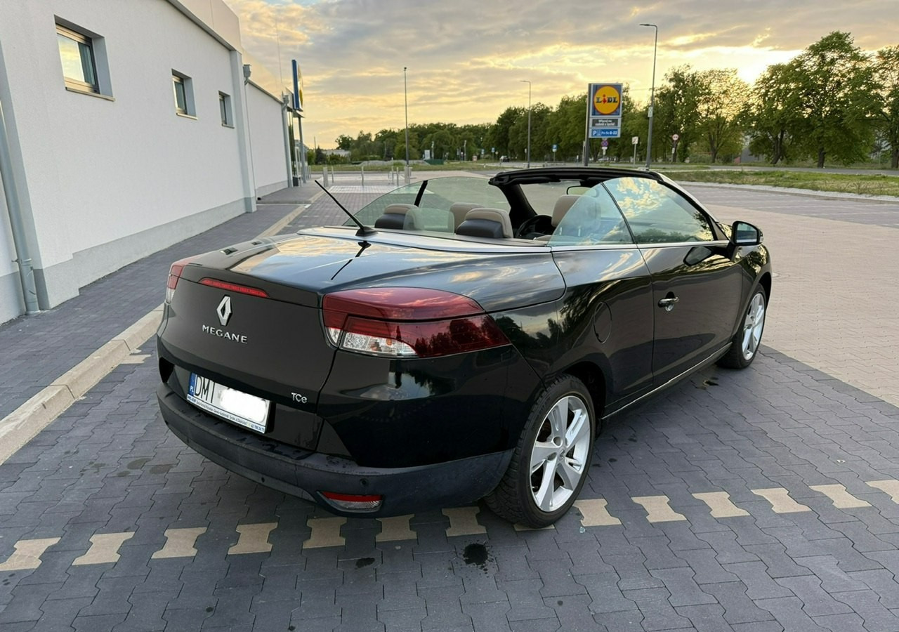 Renault Megane III Cabrio LIFT III 1.2 TCE 131 Skóra Led Navi PDC Bogate wyposażenie 20 - Convertible: picture 2 Renault Megane III Cabrio LIFT III 1.2 TCE 131 Skóra Led Navi PDC Bogate wyposażenie 20 - Convertible: picture 2