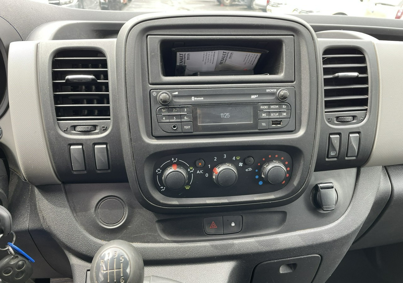 Renault Trafic Renault Trafic 1.6-120KM Klima 2018 - Panel van: picture 3 Renault Trafic Renault Trafic 1.6-120KM Klima 2018 - Panel van: picture 3