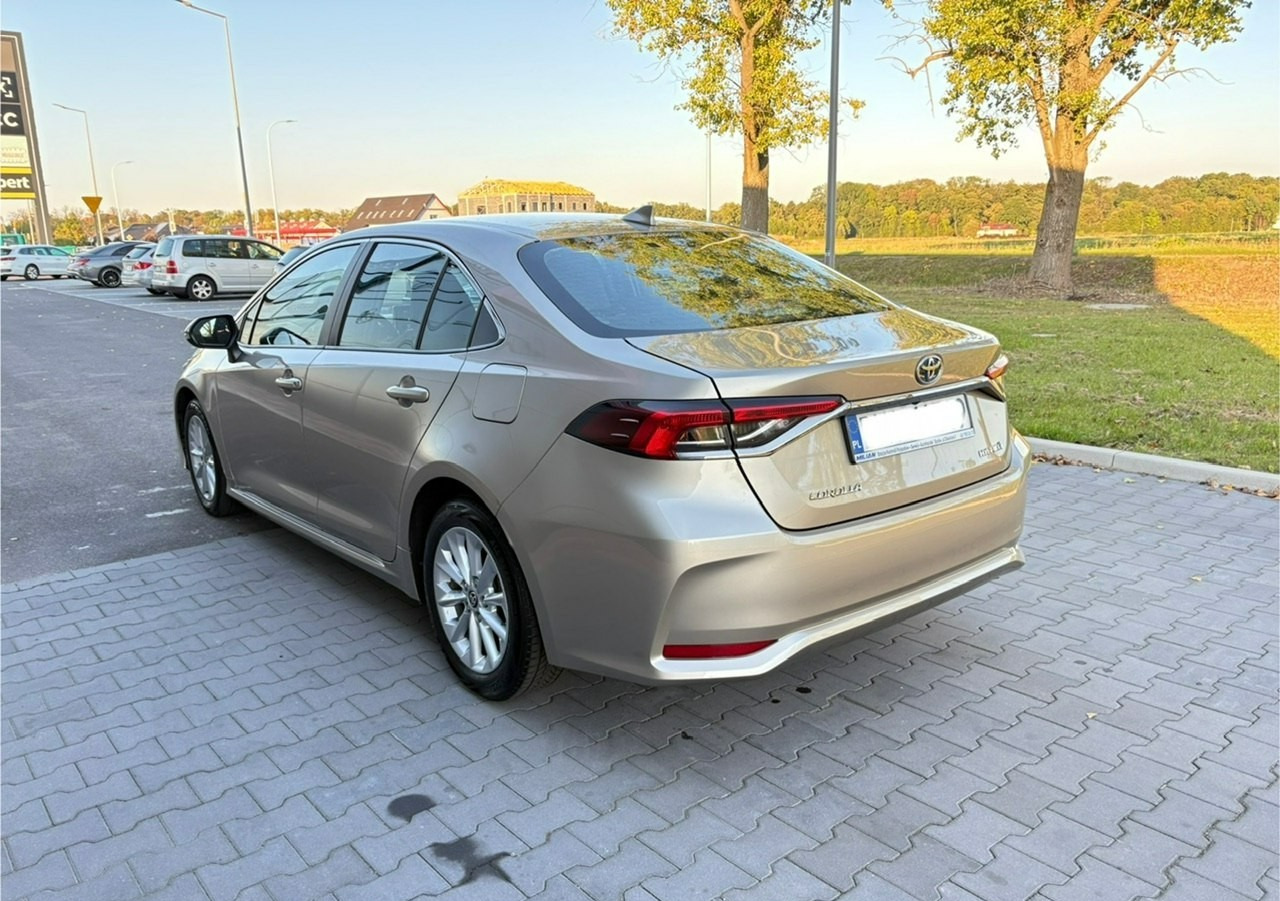 Toyota Corolla XII Corolla 1.8 Hybrid 140KM Comfort 2022 - Saloon car: picture 5 Toyota Corolla XII Corolla 1.8 Hybrid 140KM Comfort 2022 - Saloon car: picture 5