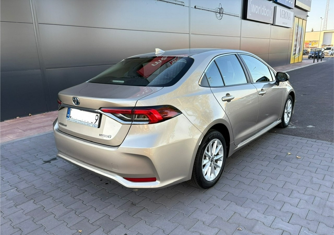 Toyota Corolla XII Corolla 1.8 Hybrid 140KM Comfort 2022 - Saloon car: picture 4 Toyota Corolla XII Corolla 1.8 Hybrid 140KM Comfort 2022 - Saloon car: picture 4