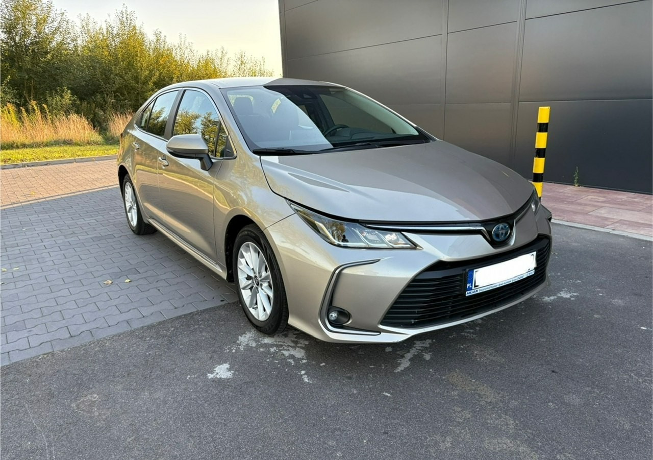 Toyota Corolla XII Corolla 1.8 Hybrid 140KM Comfort 2022 - Saloon car: picture 2 Toyota Corolla XII Corolla 1.8 Hybrid 140KM Comfort 2022 - Saloon car: picture 2