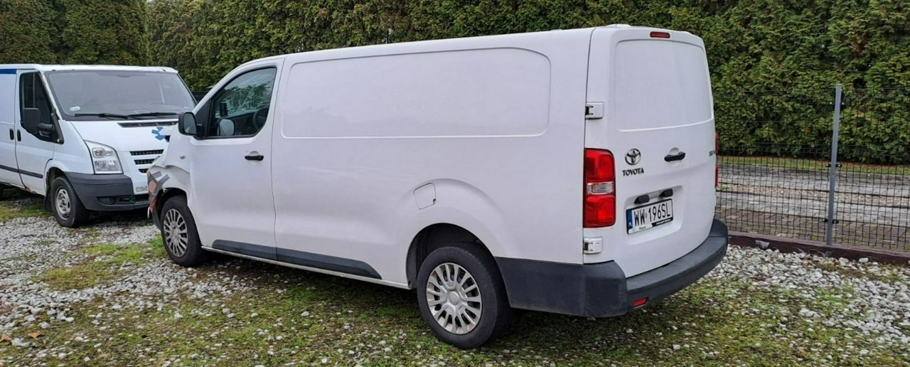 Toyota Proace Toyota Proace Maxi Klima chlodnia izoterma 2020 Salon PL - Refrigerated delivery van: picture 4 Toyota Proace Toyota Proace Maxi Klima chlodnia izoterma 2020 Salon PL - Refrigerated delivery van: picture 4