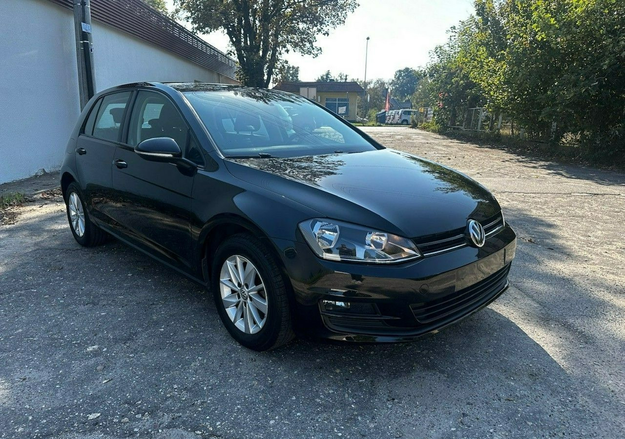 Volkswagen Golf VII VII 1,6 TDI 110KM 153TKM Klimatronik Navi Alu PDC 2015 Bez wkładu fi - Car: picture 1 Volkswagen Golf VII VII 1,6 TDI 110KM 153TKM Klimatronik Navi Alu PDC 2015 Bez wkładu fi - Car: picture 1