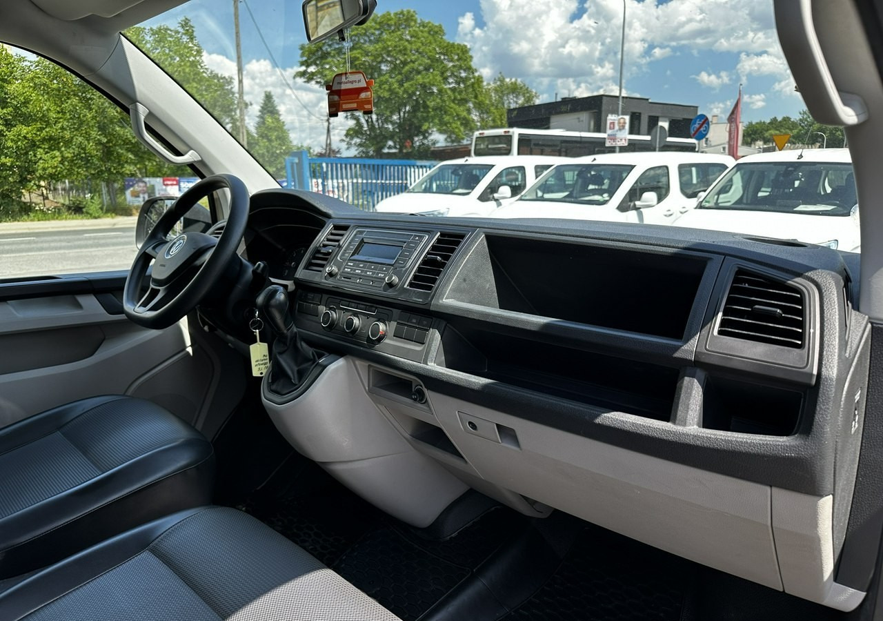 Volkswagen Inny Volkswagen T6 Caravelle do przewozu Niepełnosprawnych Inwalida Rampa 2018 Pefro - Car: picture 3 Volkswagen Inny Volkswagen T6 Caravelle do przewozu Niepełnosprawnych Inwalida Rampa 2018 Pefro - Car: picture 3