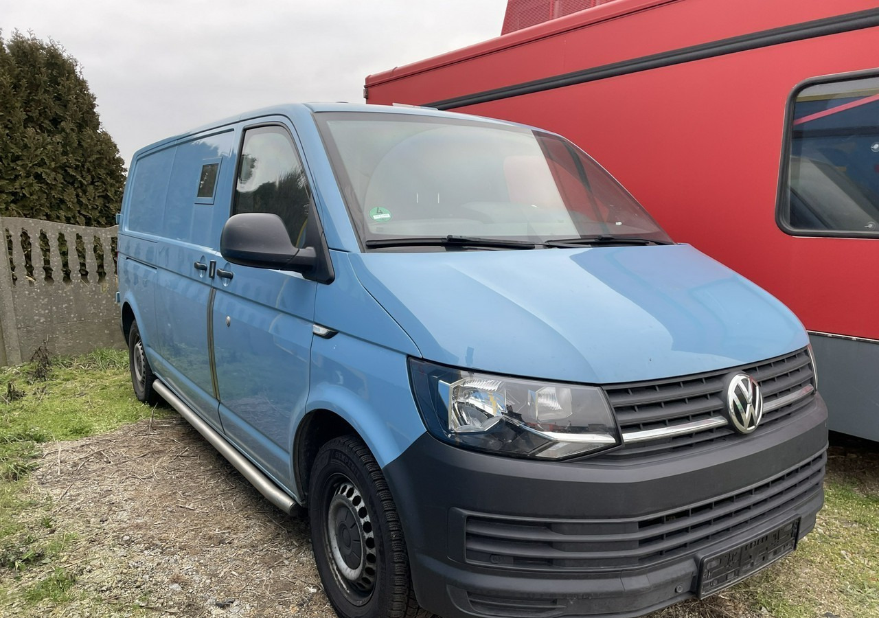 Volkswagen Transporter T6 Transporter Bankowóz kuloodporny opanceżony Model 2018 - Cash in transit vehicle: picture 2 Volkswagen Transporter T6 Transporter Bankowóz kuloodporny opanceżony Model 2018 - Cash in transit vehicle: picture 2