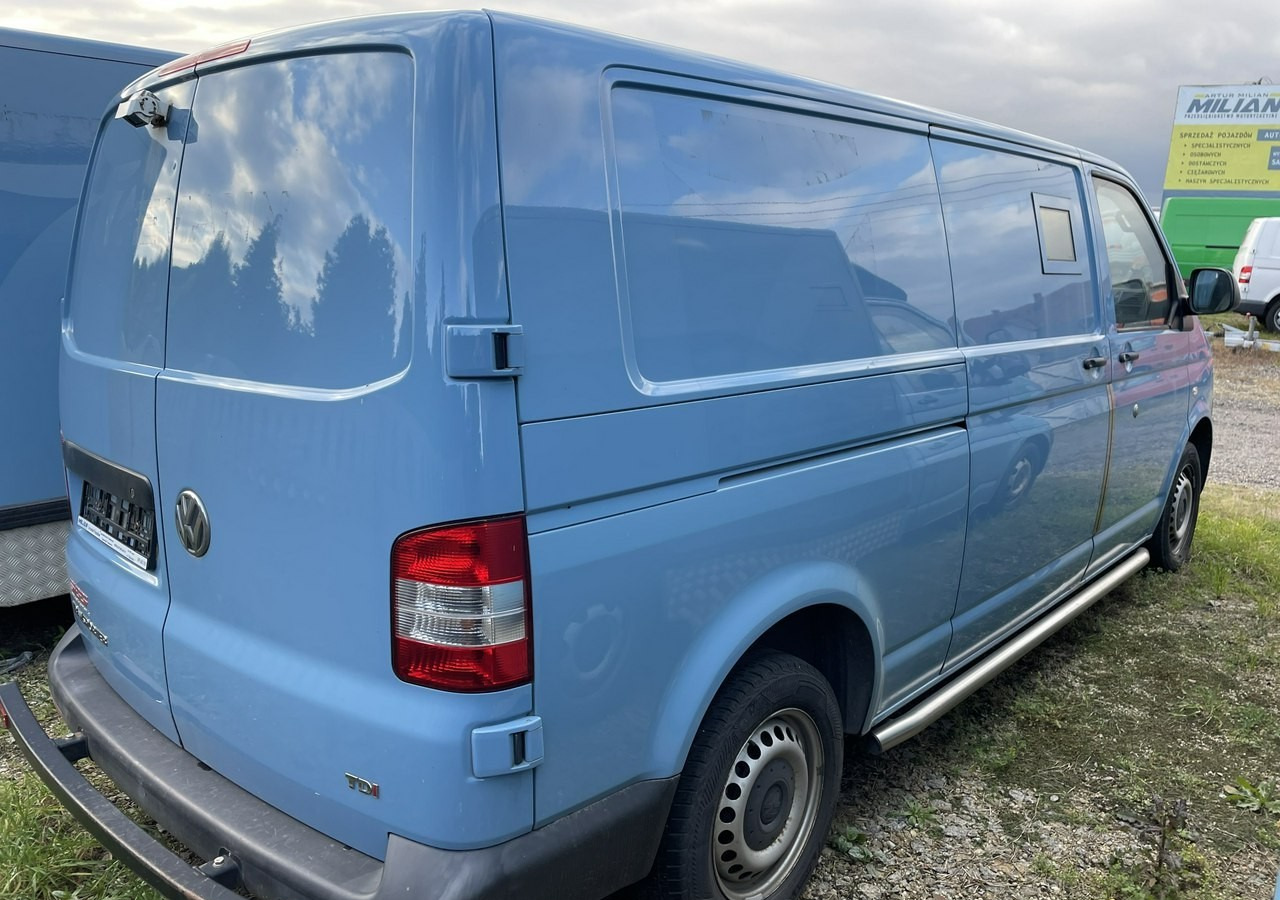 Volkswagen Transporter Trasporter T5 Bankowóz kuloodporny opancerzony 2015 - Cash in transit vehicle: picture 3 Volkswagen Transporter Trasporter T5 Bankowóz kuloodporny opancerzony 2015 - Cash in transit vehicle: picture 3